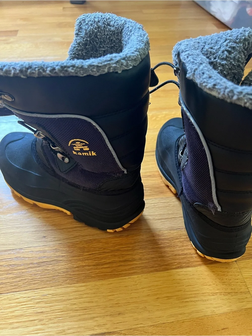 Kamik Kids Snow Boots in Black and Navy/Purple with Gray Fleece Collar